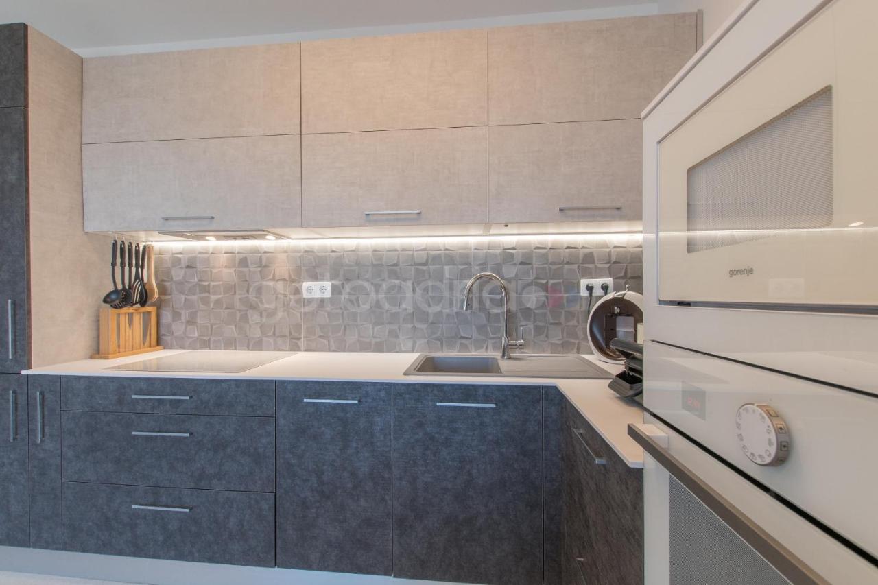 Luxury Sea View Apt Padi Via Mare Макарска Экстерьер фото